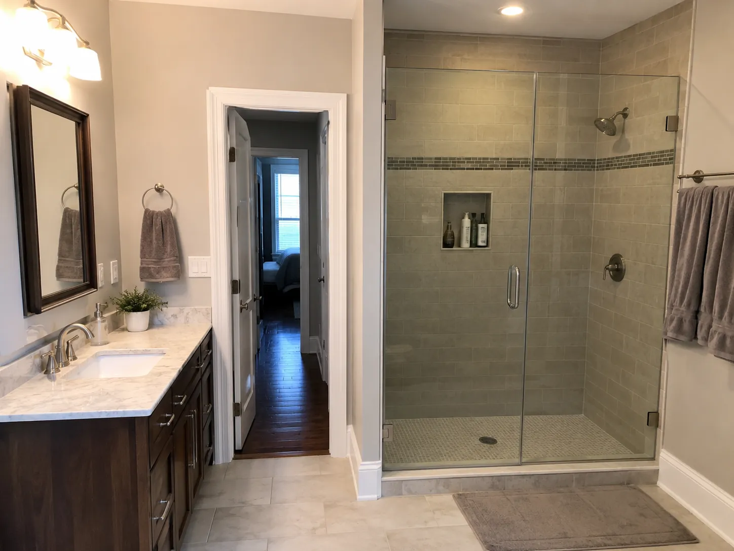 How to Keep Glass Shower Doors Clean